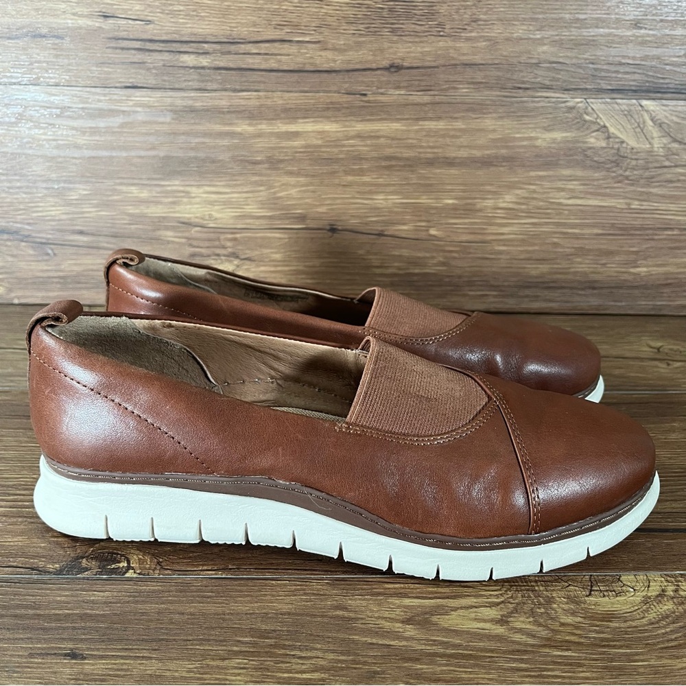 VIONIC ‘Linden’ Brown Leather Slip-On Flats‎ Shoes Women’s Size 9 Loafers